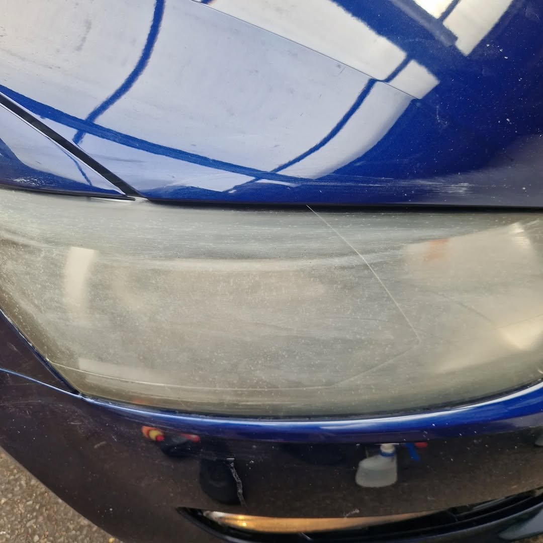 Headlight before cleaning